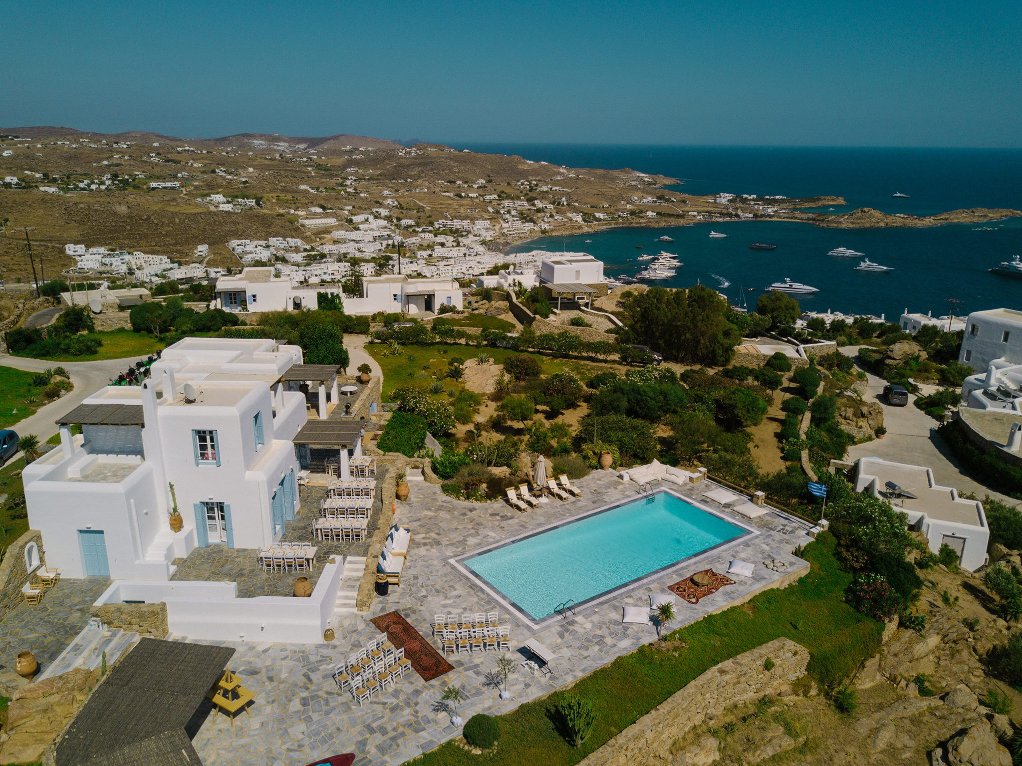 Aegean Blue Wedding & more…The fairytale scenery of Mykonos – Classy ...